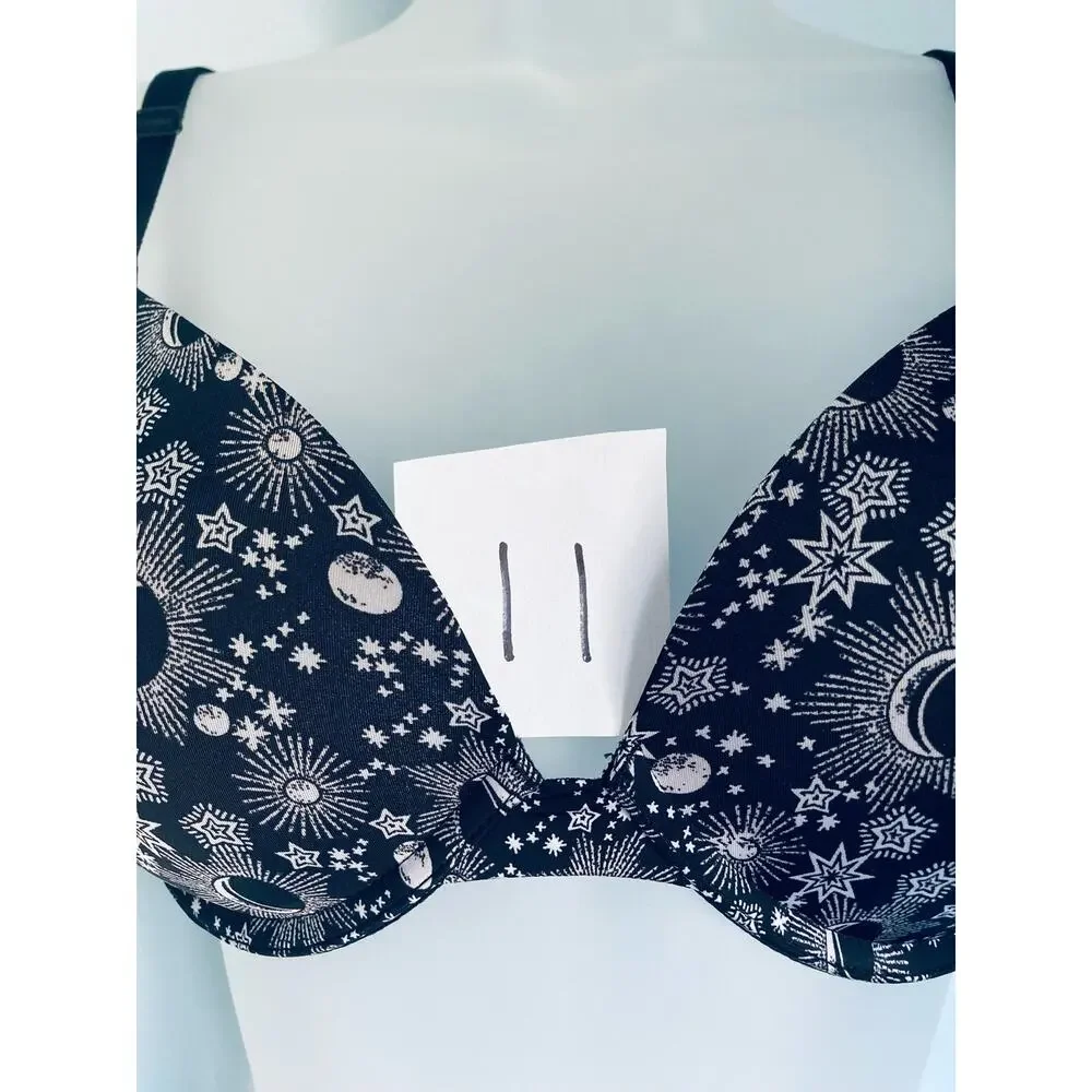 Victoria's Secret Push Up Bra 34D Black and White NWOT Moon Stars